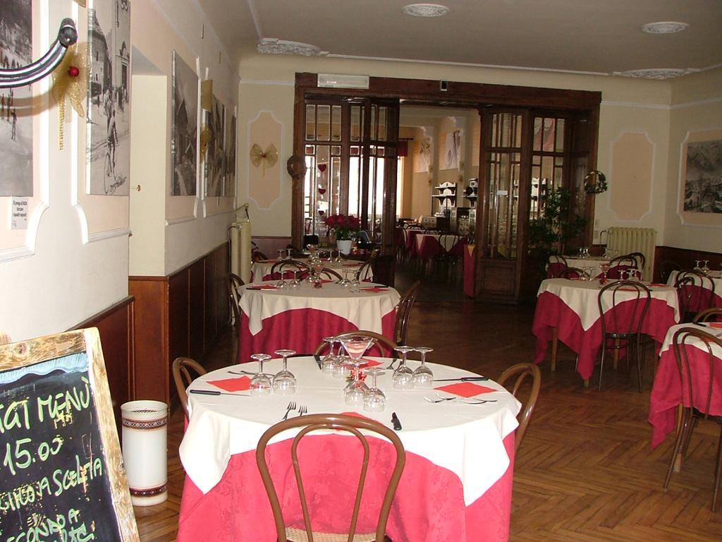 Hotel Sommeiller Bardonecchia Exteriör bild